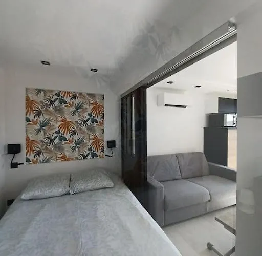 Cap'nomad Cote - Balcon - Piscine - Parking *